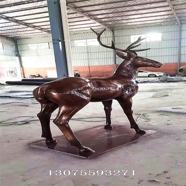 玻璃钢小鹿雕塑